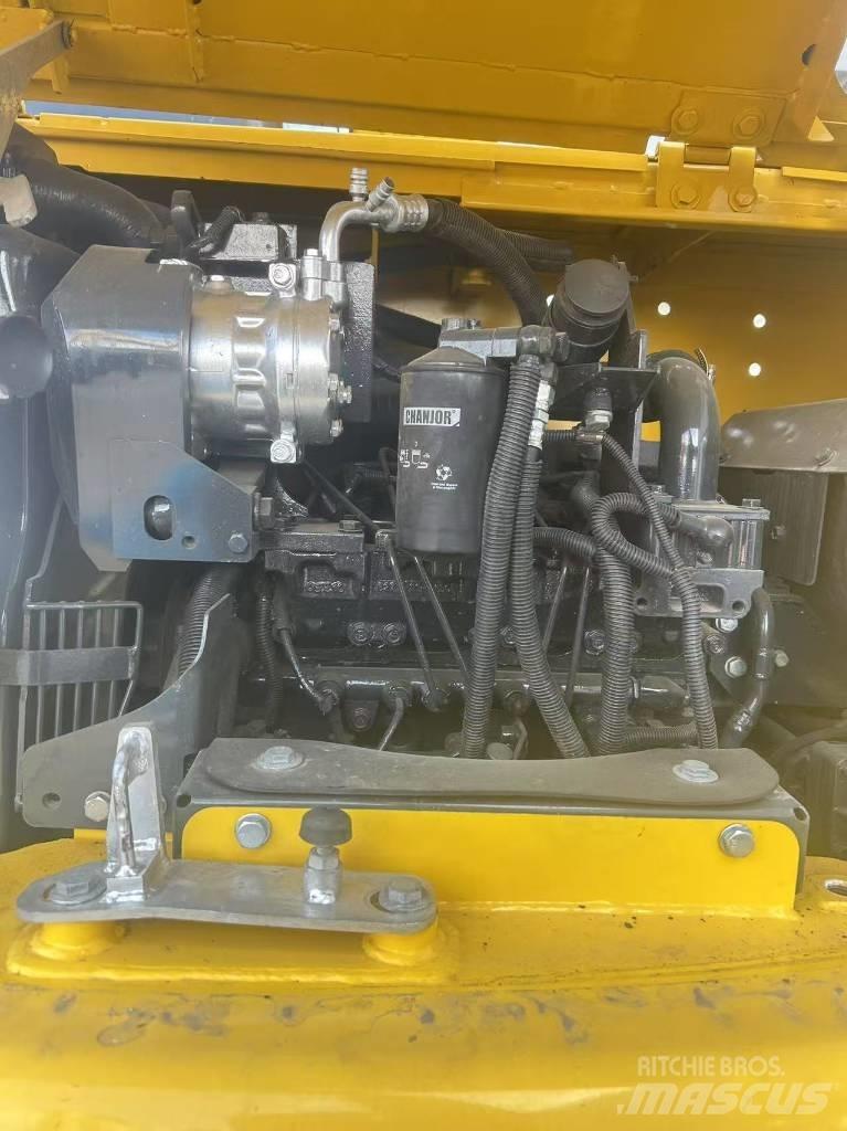 Komatsu PC 70 Pelle sur chenilles