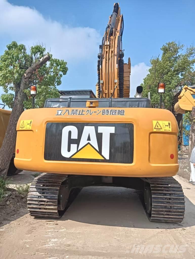 CAT 330 D2L Pelle sur chenilles