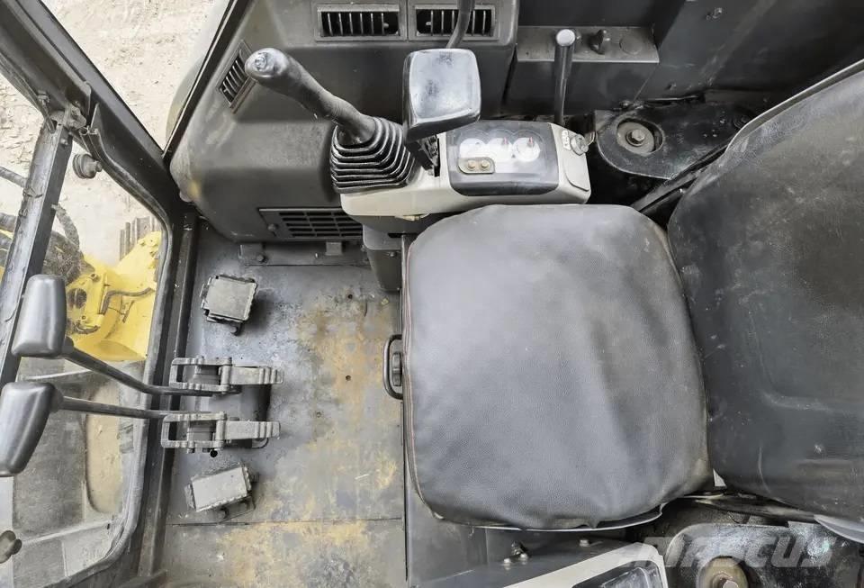 Komatsu PC35 Mini pelle < 7t