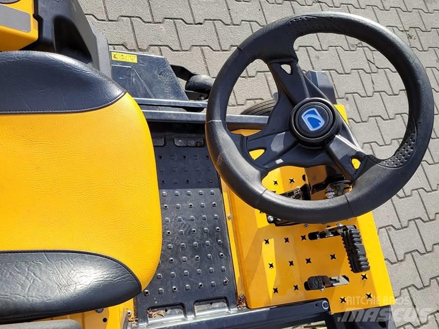 Cub Cadet ZX3 122 Tondeuses montées