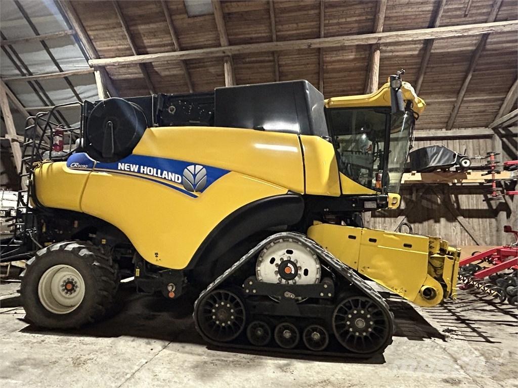 New Holland CR 9090 Moissonneuse batteuse
