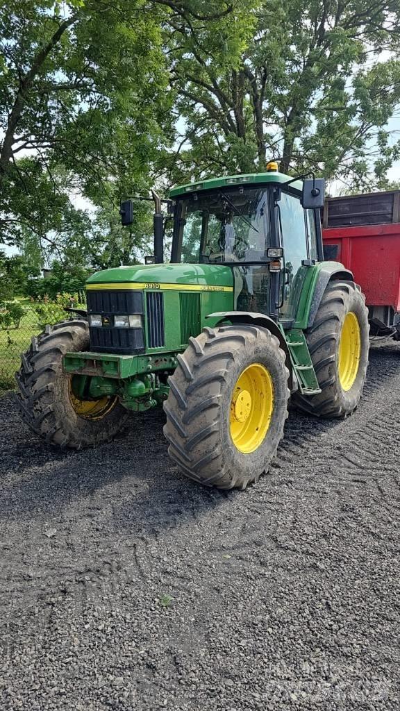 John Deere 6910 Tracteur