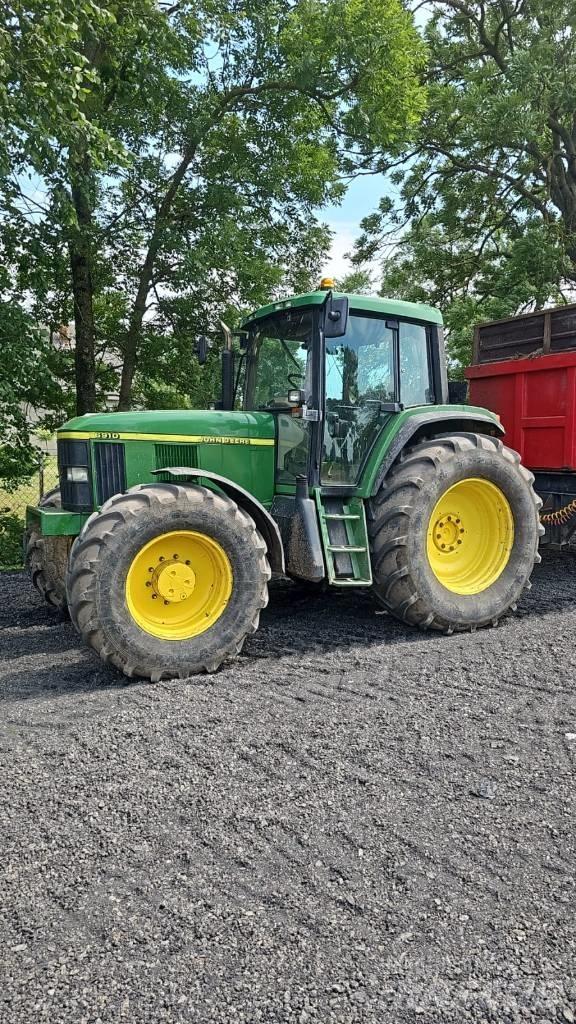 John Deere 6910 Tracteur