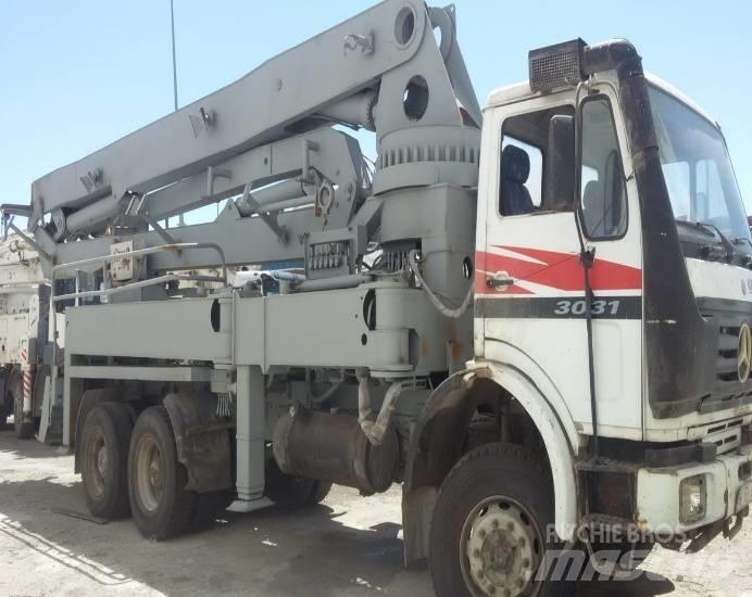 Putzmeister 36M-4R Pompe à béton