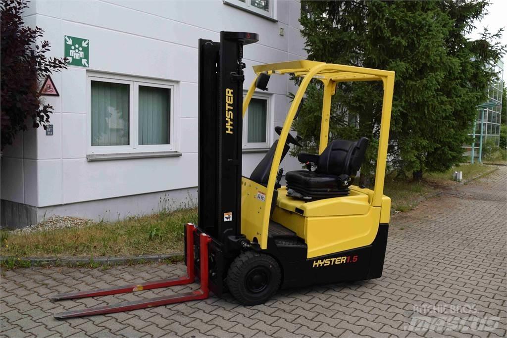 Hyster A 1.5 XNT Chariots élévateurs électriques