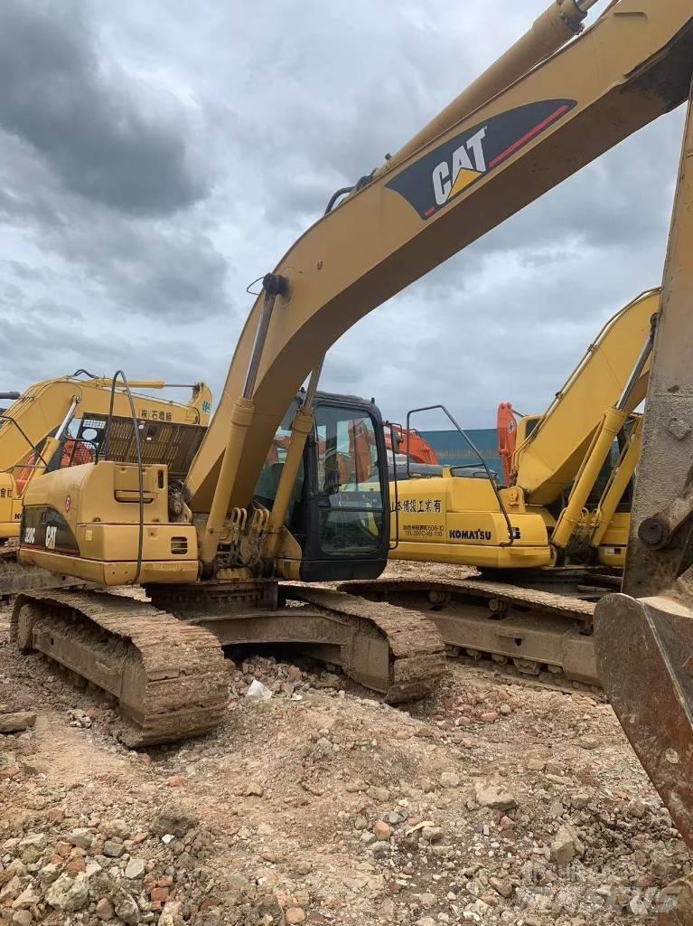 CAT 320 C Pelle sur chenilles