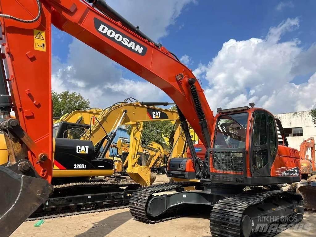 Doosan DX225-9C Pelle sur chenilles