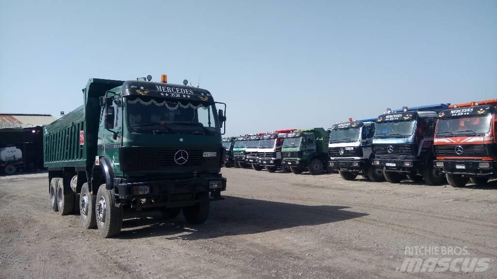 Mercedes-Benz 3538 Camion benne