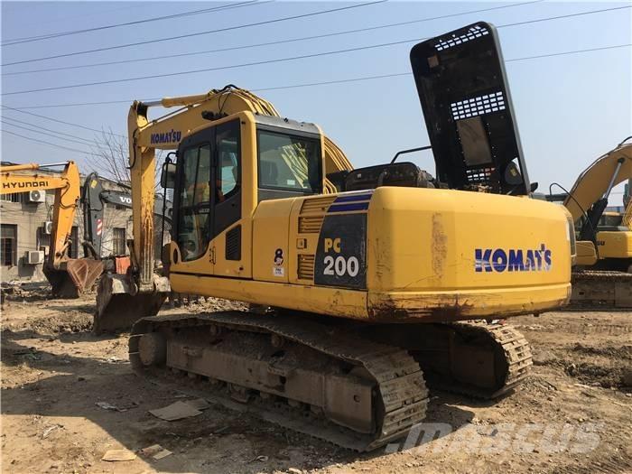 Komatsu PC 200-8 Pelle sur chenilles