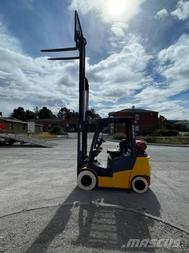 Jungheinrich TFG 320 Chariots GPL