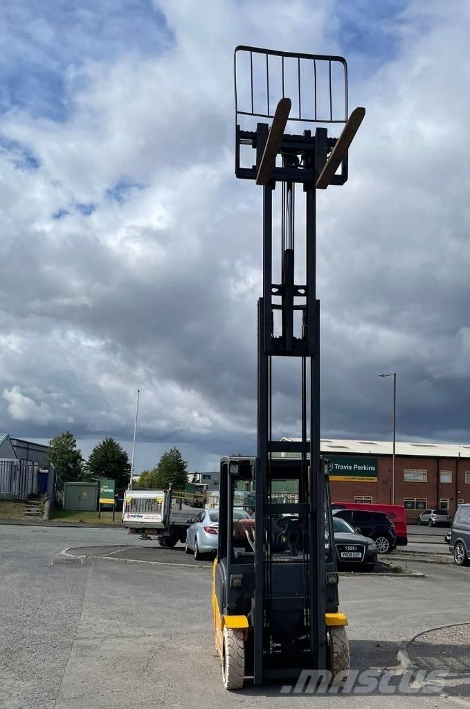 Jungheinrich TFG 320 Chariots GPL