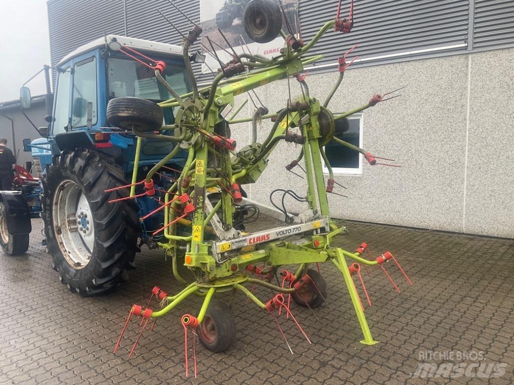 CLAAS Volto 770 Rateau faneur