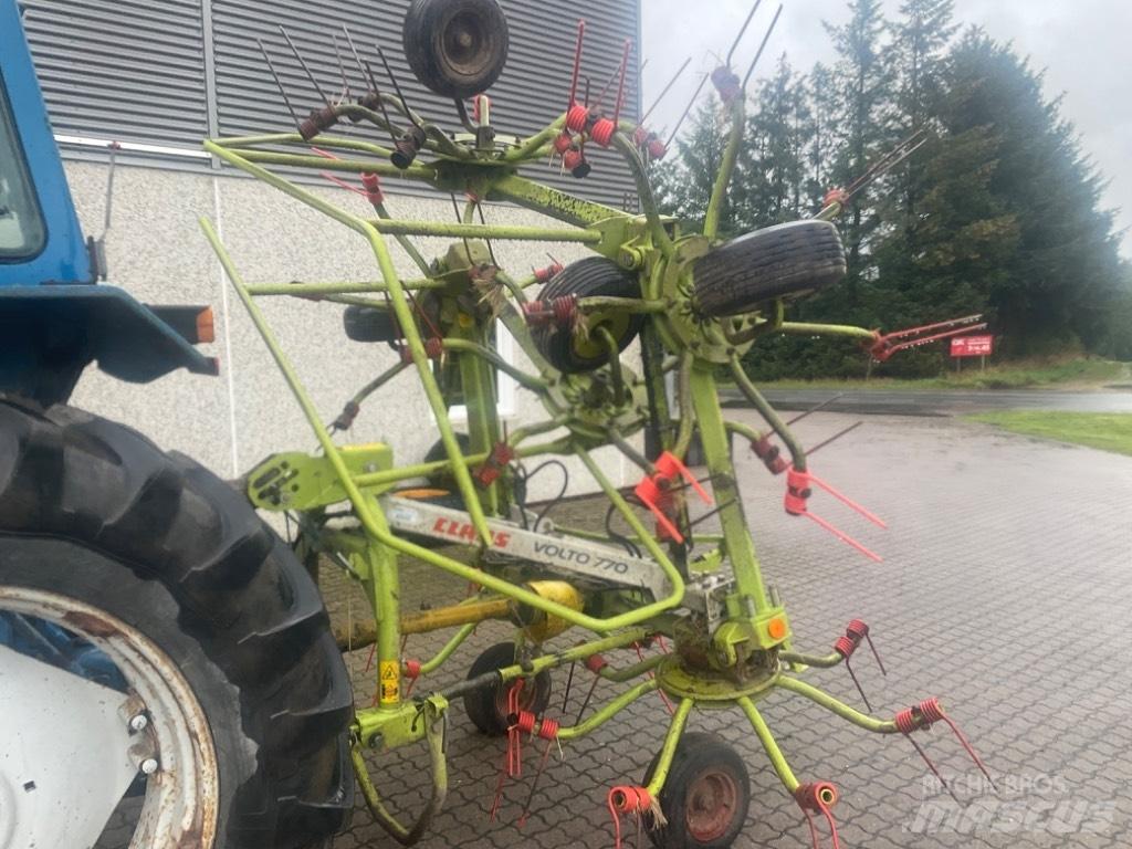 CLAAS Volto 770 Rateau faneur