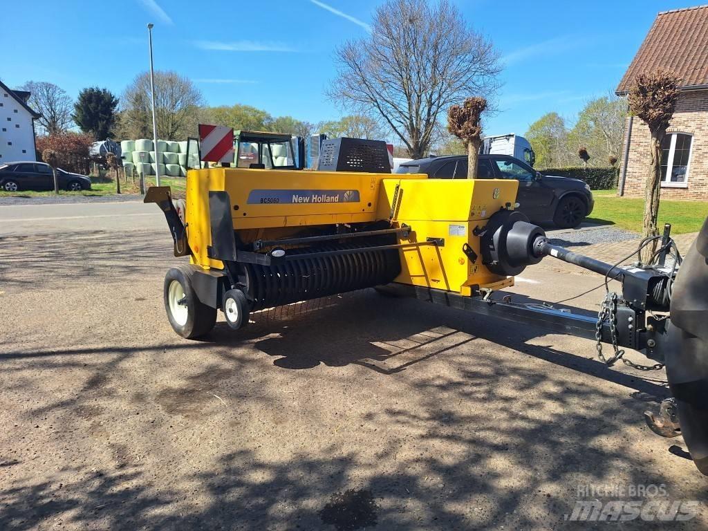 New Holland BC 5060 Presse cubique