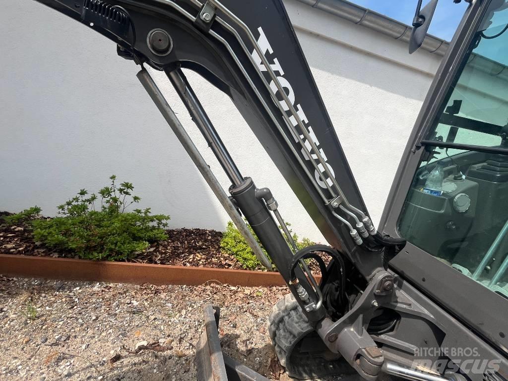 Volvo ECR 25 D Mini pelle < 7t