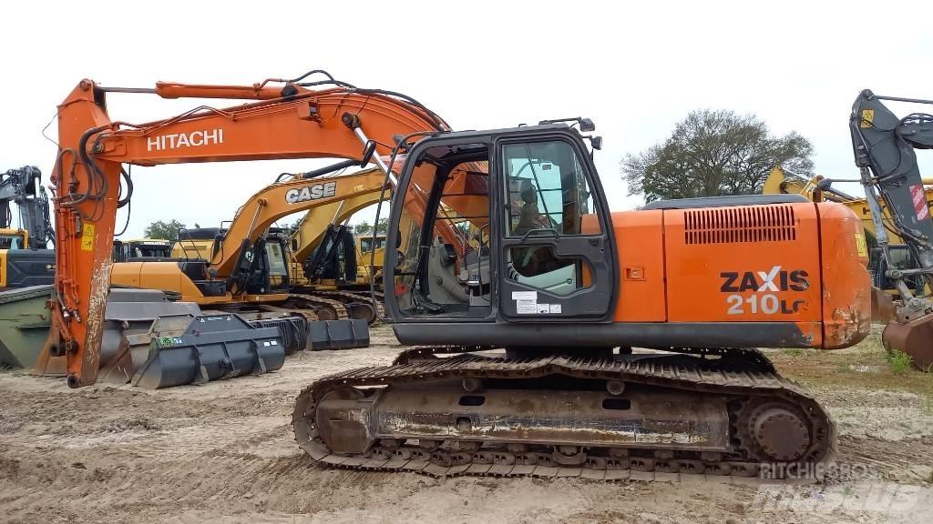 Hitachi ZX 210 LC-3 Pelle sur chenilles