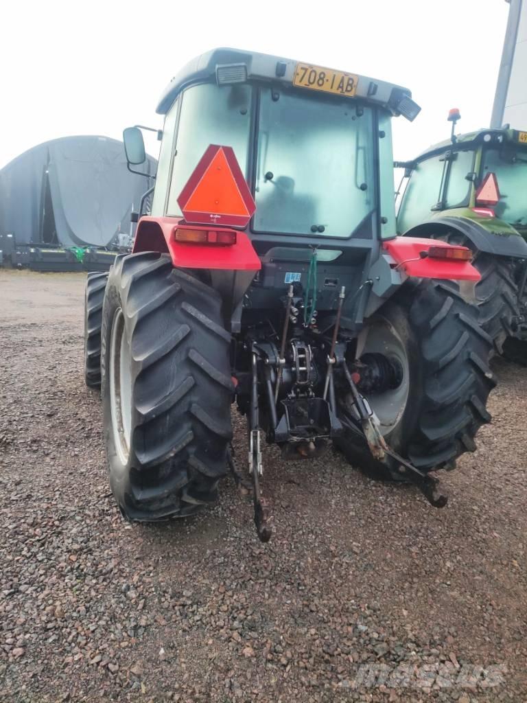 Massey Ferguson 4245 Tracteur
