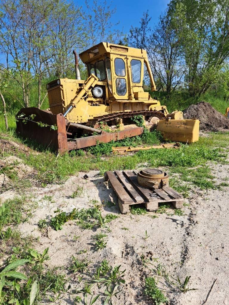 Komatsu D85A Bouteurs sur chenilles