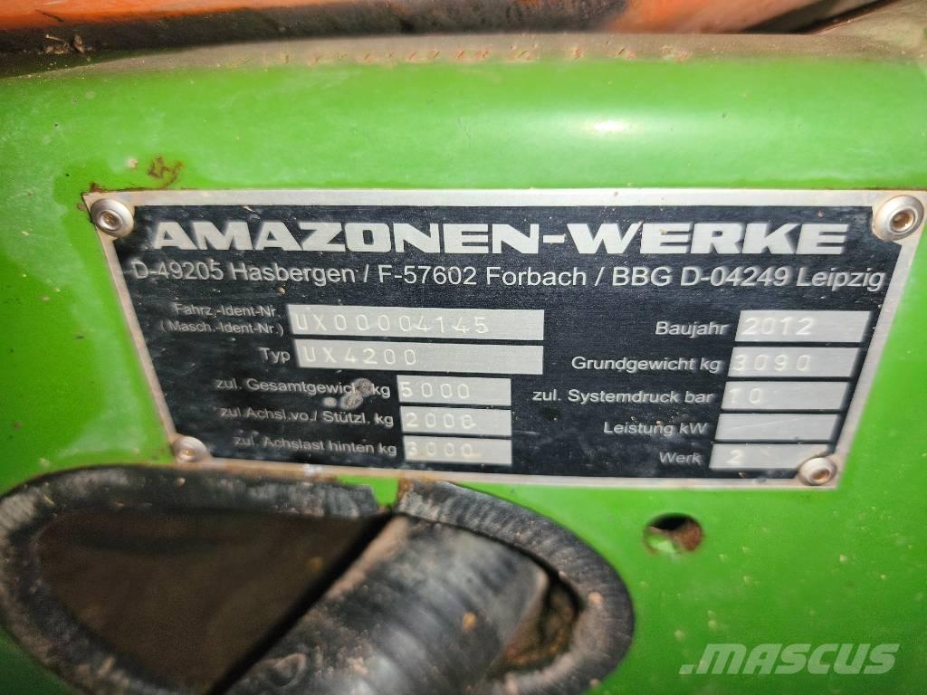 Amazone UX 4200 Pulvérisateurs traînés