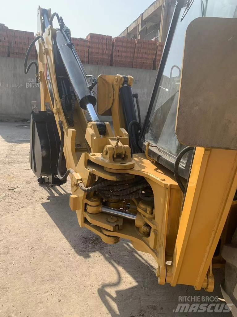 CAT 420 F Tractopelle
