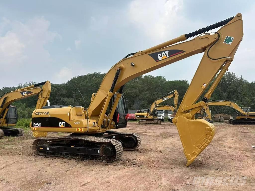 CAT 325 CL Pelle sur chenilles