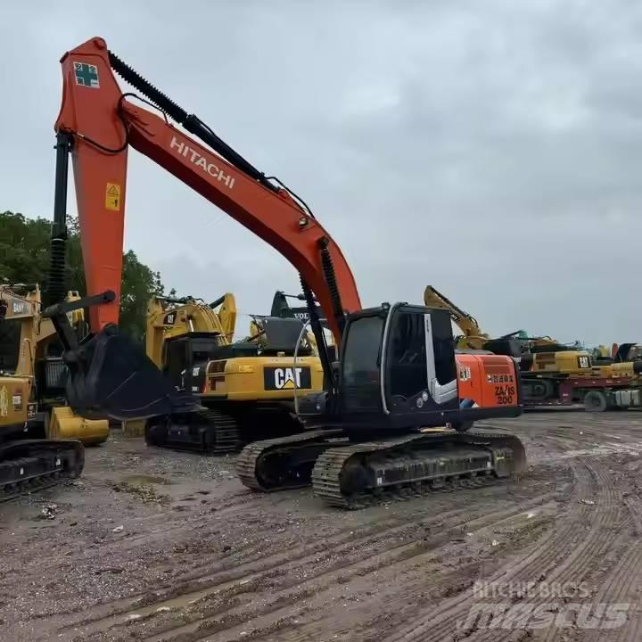 Hitachi ZX200 Pelle sur chenilles