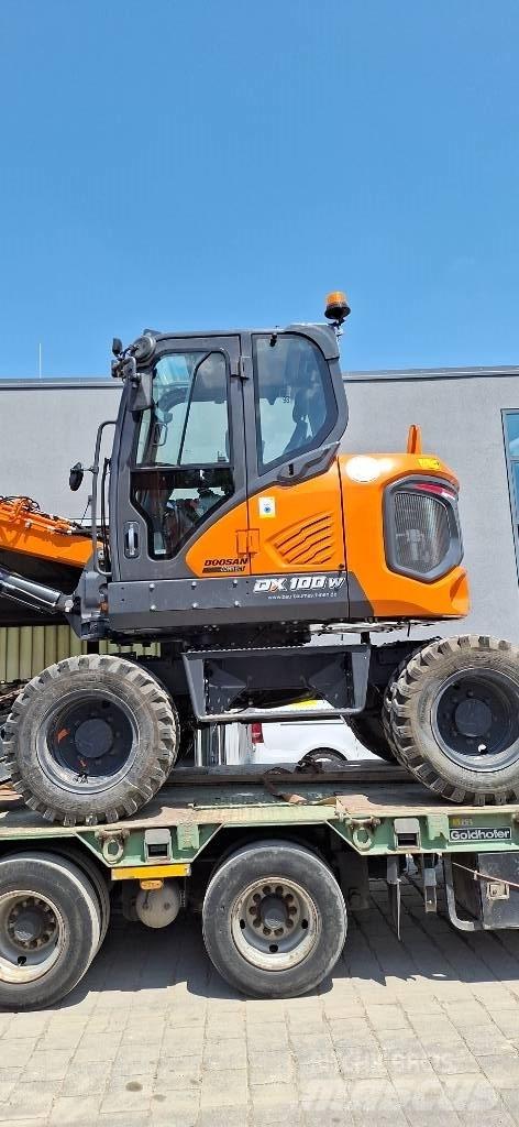 Doosan DX 100 W-7 Pelle sur pneus