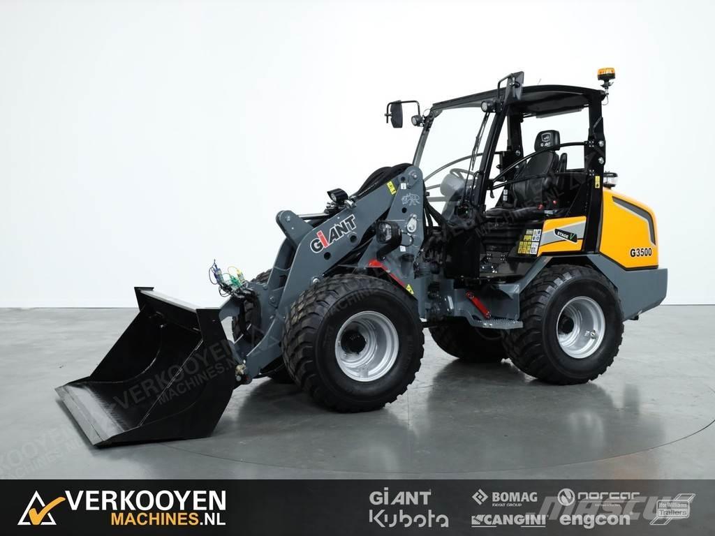 GiANT G3500 Chargeuse sur pneus