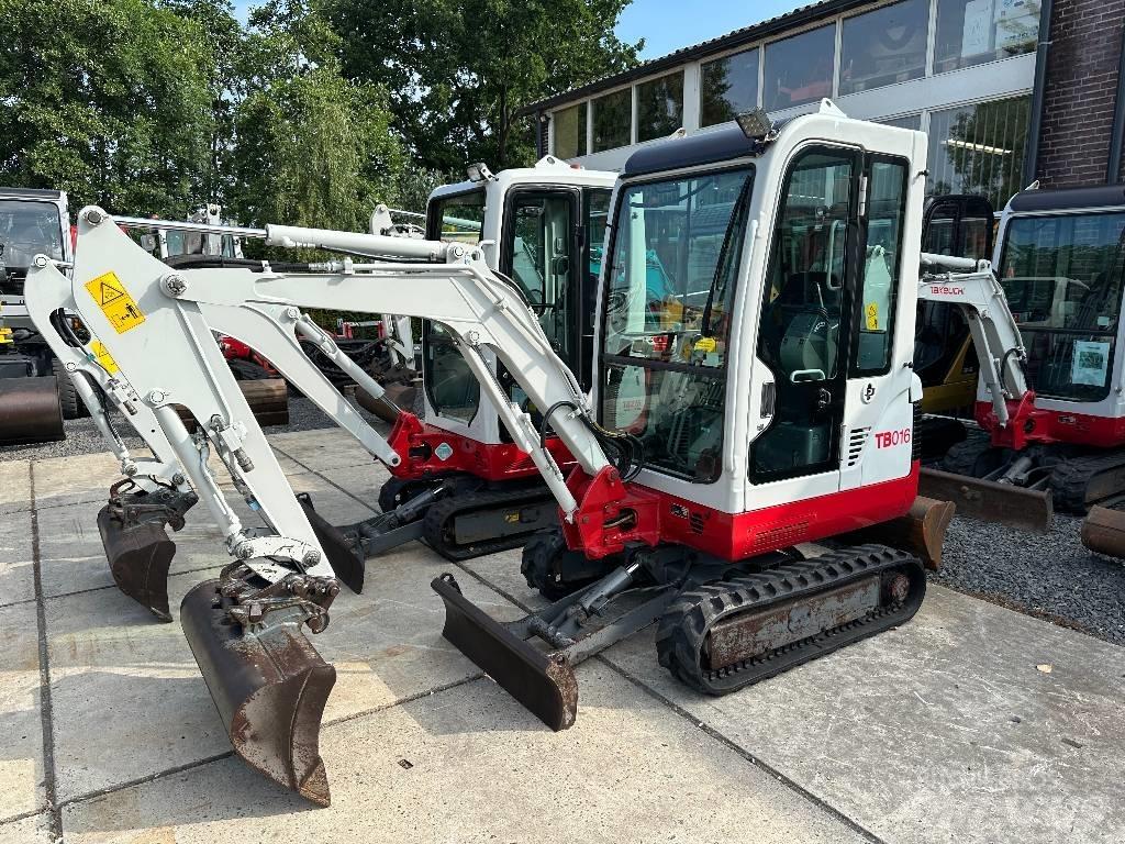 Takeuchi TB 016 R Mini pelle < 7t