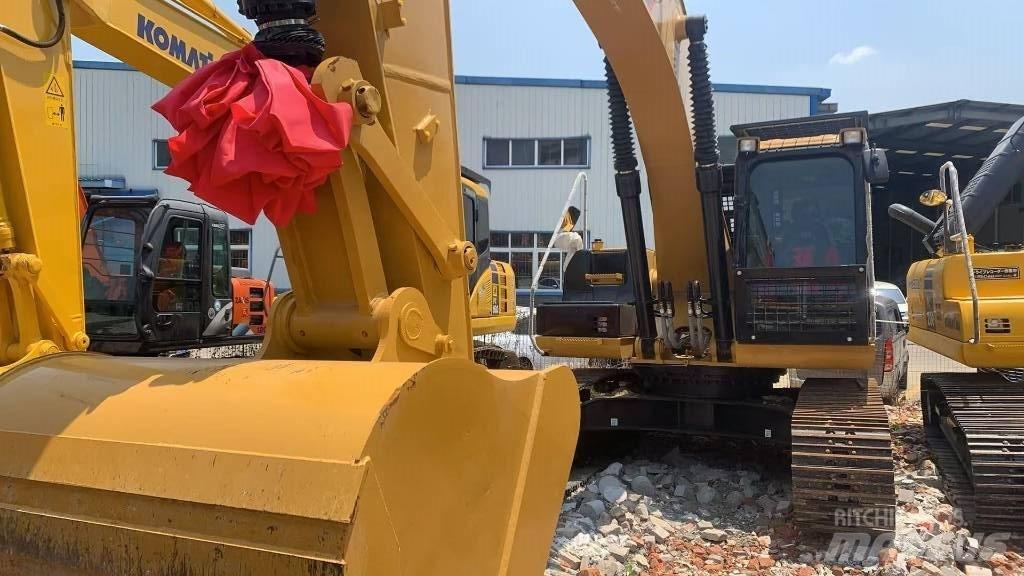CAT 326D Pelle sur chenilles