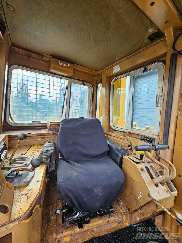 CAT D 8 L Bouteurs sur chenilles