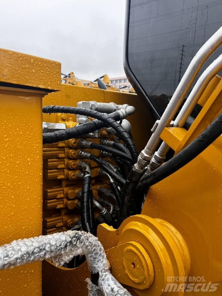 CAT 307 E2 Pelle sur chenilles