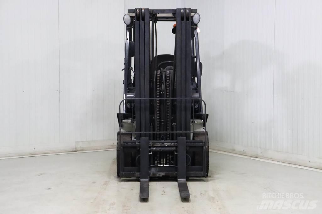 Nissan U1D2A20LQ Chariots GPL
