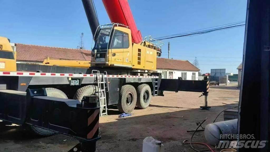 Sany SAC1600T8 Grues tout terrain