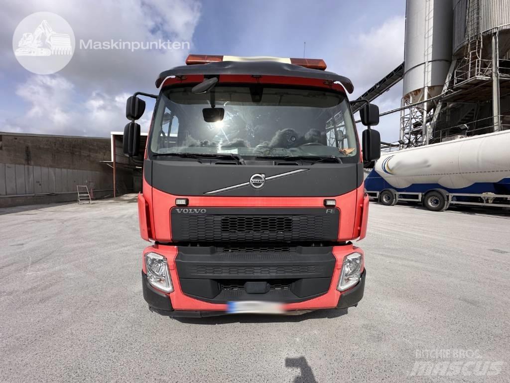 Volvo FE 320 Camion malaxeur