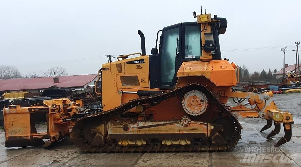 CAT D 6 N LGP Bouteurs sur chenilles