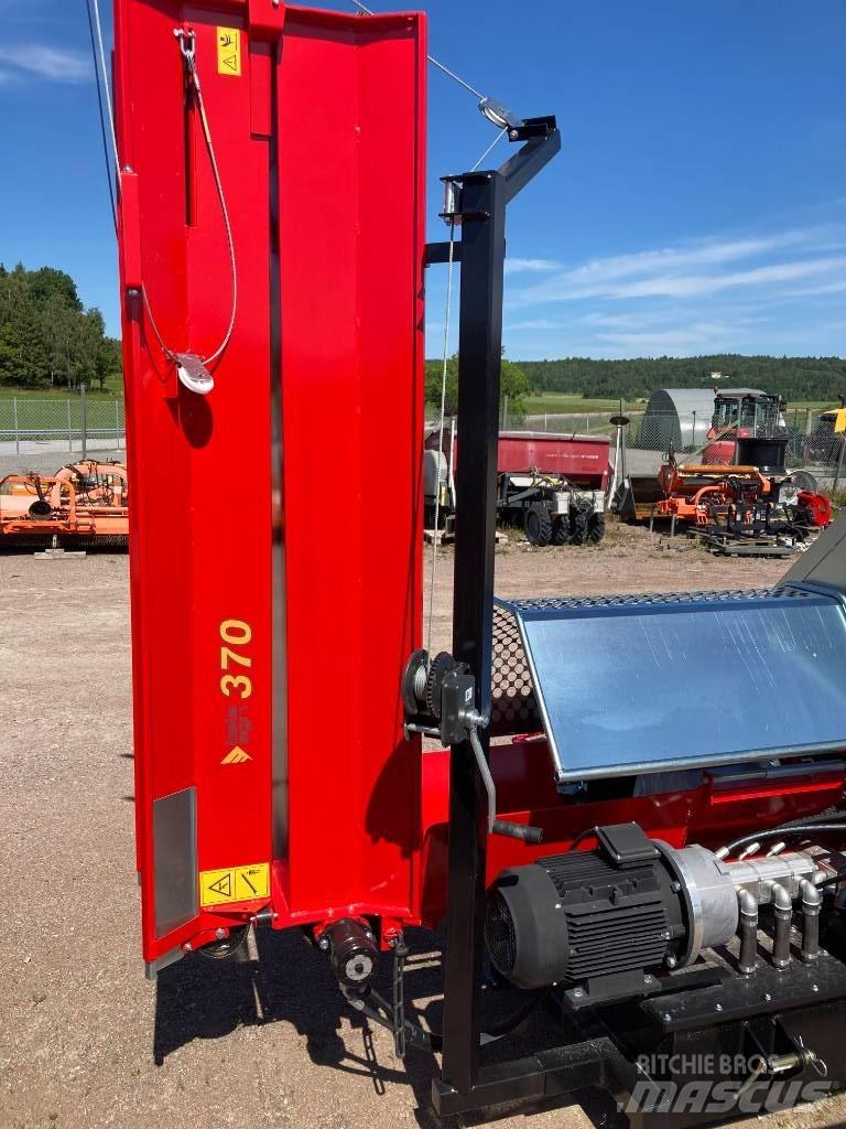 Bala 370 TR/EL 8,1T Fendeuse, Scie