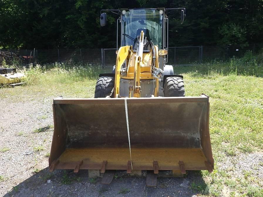 Paus SL 9075 Chargeuse sur pneus