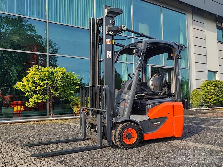 Linde E12-02 Chariots élévateurs électriques