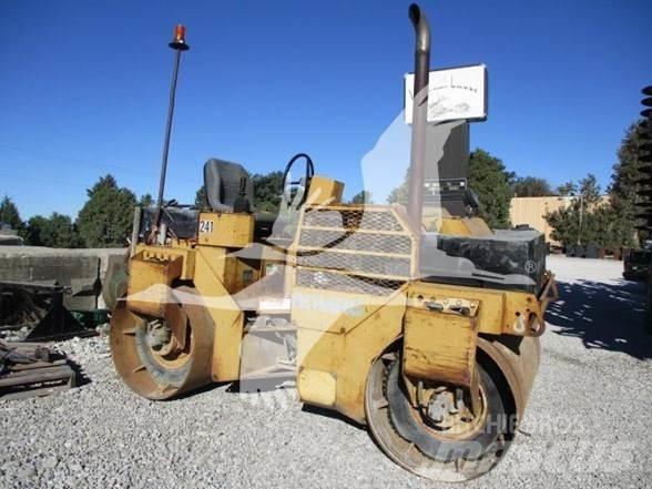 Bomag BW137AD Rouleaux monocylindre