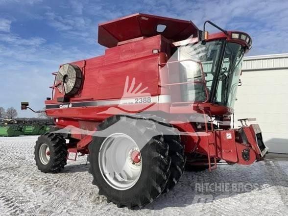 Case IH 2388 Moissonneuse batteuse