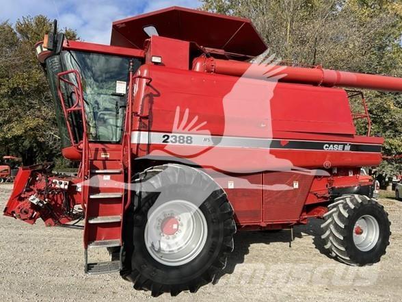Case IH 2388 Moissonneuse batteuse