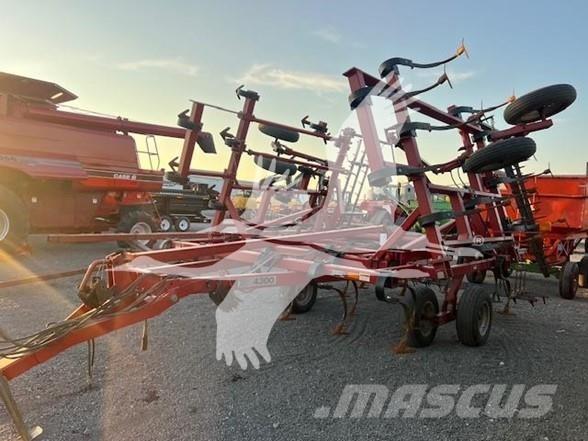 Case IH 4300 Déchaumeur, cultivateur