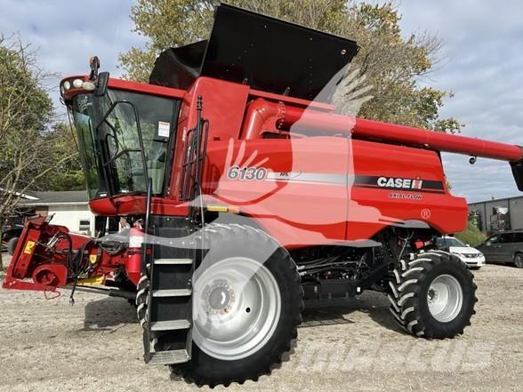 Case IH 6130 Moissonneuse batteuse