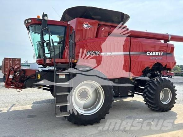 Case IH 8010 Moissonneuse batteuse