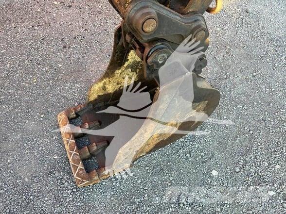 CAT 303.5E2 CR Mini pelle < 7t