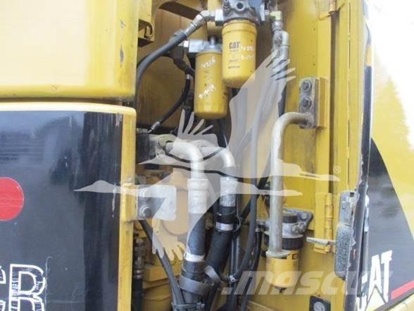 CAT 321C LCR Pelle sur chenilles