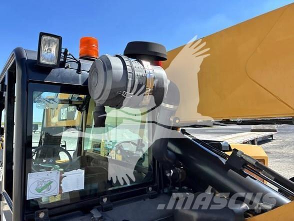 CAT TL943C Chariot télescopique