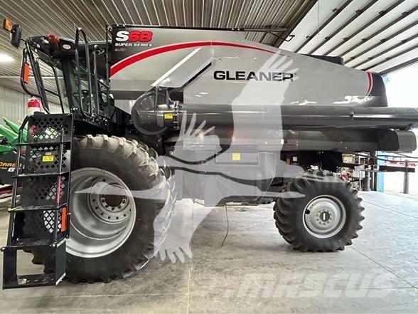 Gleaner S68 Moissonneuse batteuse