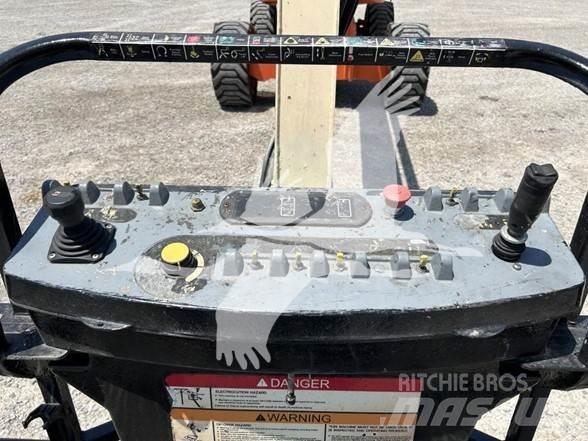 JLG 800A Nacelles articulées
